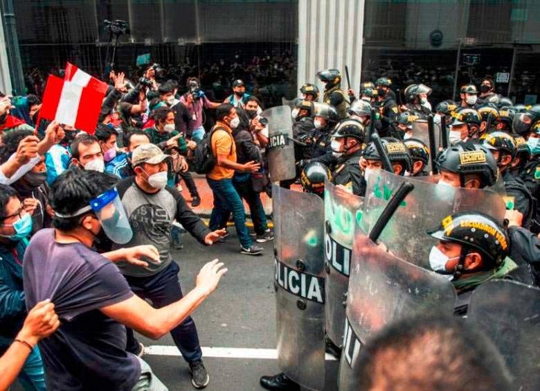 Perú. Sugieren incautar informes militares sobre represión