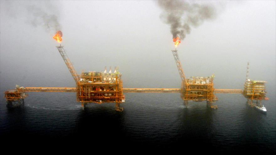 Capacidad de producir petróleo de Irán aumenta 40 %