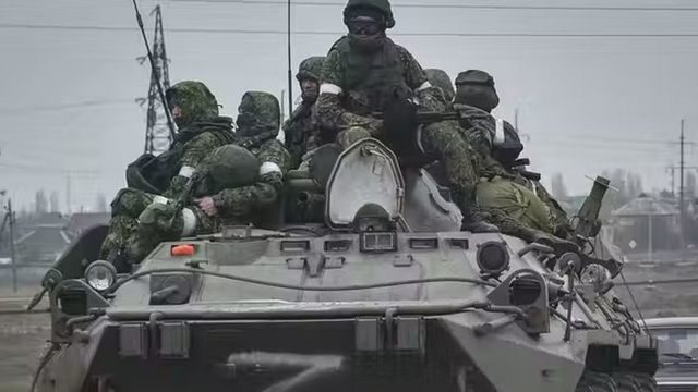 Rusia. Ejército ruso obliga a las fuerzas ucranianas a retroceder en los frentes de Krasni Liman y Donetsk