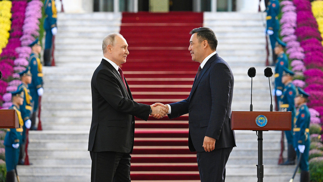 Rusia. Tratados, una condecoración y base aérea: así arrancó la visita de Putin a Kirguistán